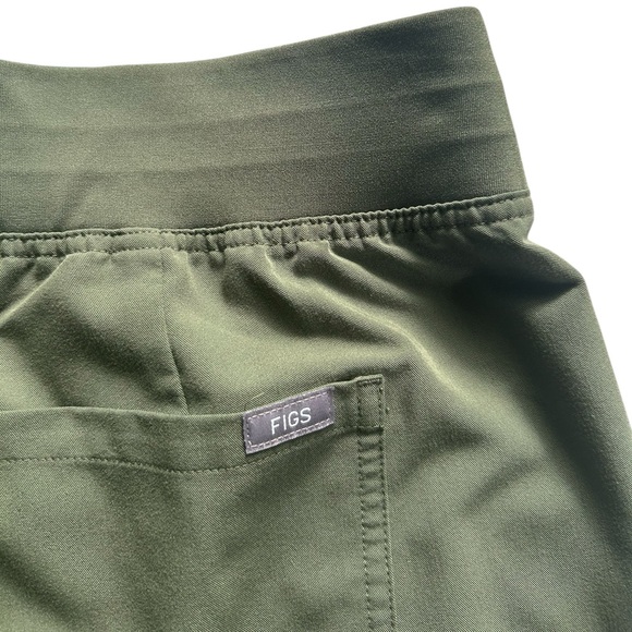 FIGS SET Moss Rafaela Oversized Scrub Top AND  High Waisted Livingston Pants L - Picture 13 of 16